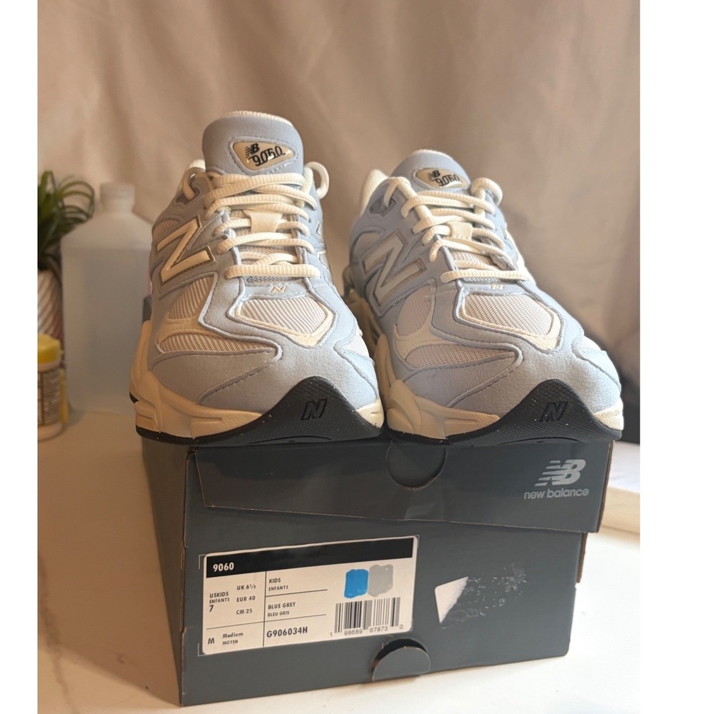 New Balance 9060 Blue Grey Cream Sneakers G906034H Youth 7 Women 8.5 - Picture 5 of 11
